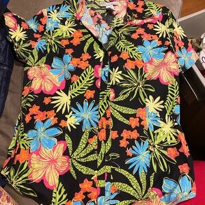 Sag Harbor Black Tropical Floral Button-Up